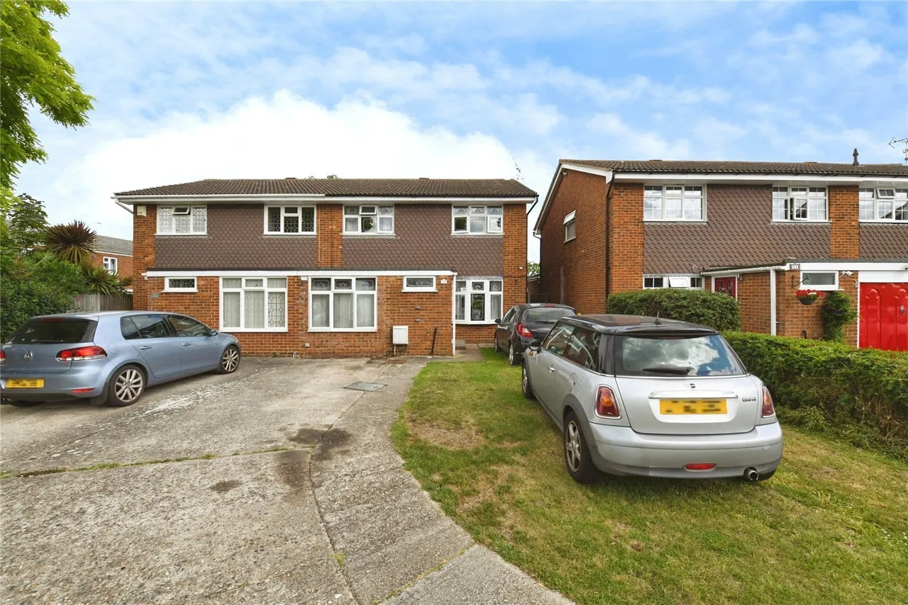 New England Crescent, Great Wakering, Southend-on-Sea, Essex, SS3, photo 2