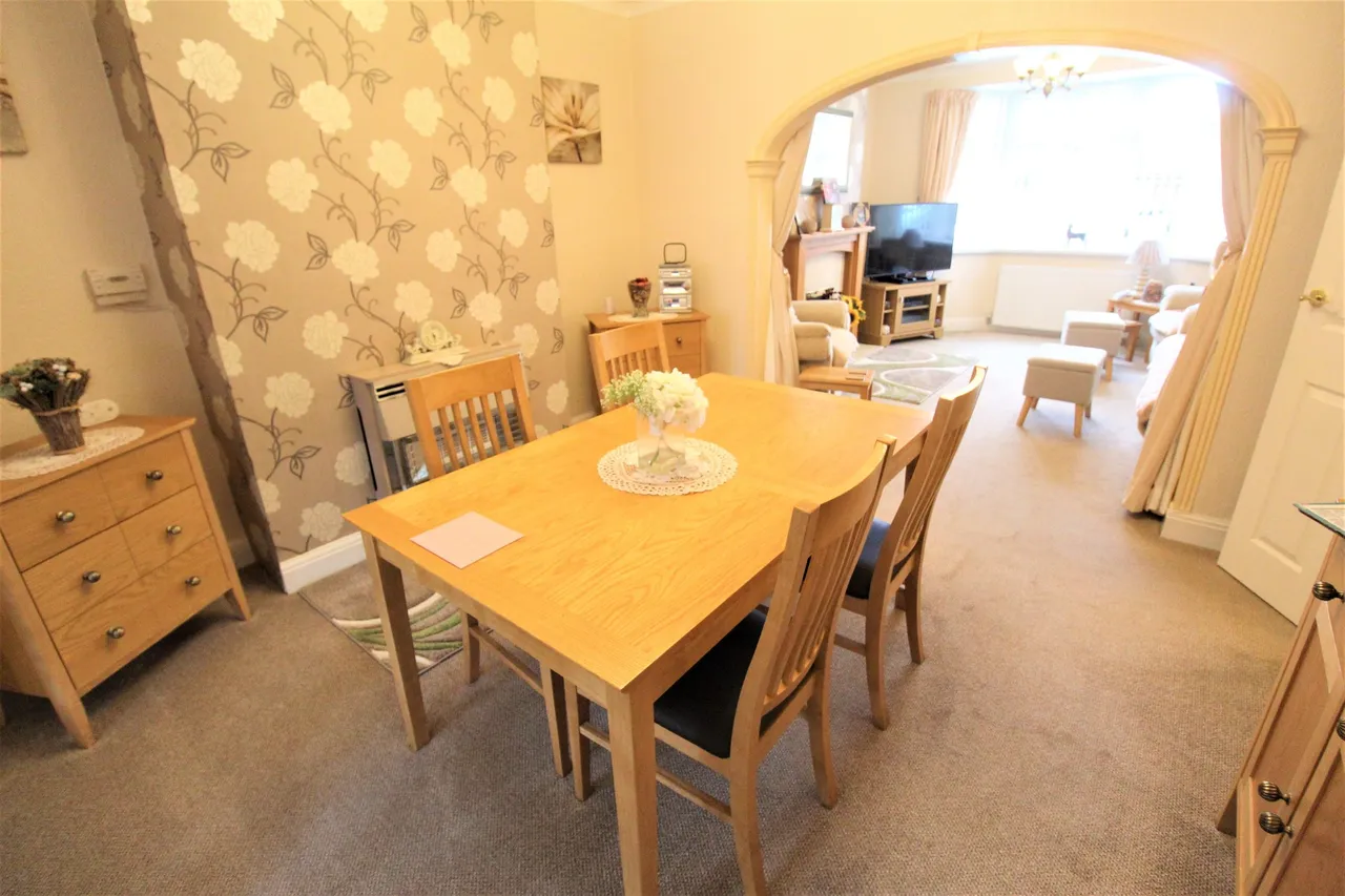 Rookery View, Grays, Essex, RM17 6AS, photo 3