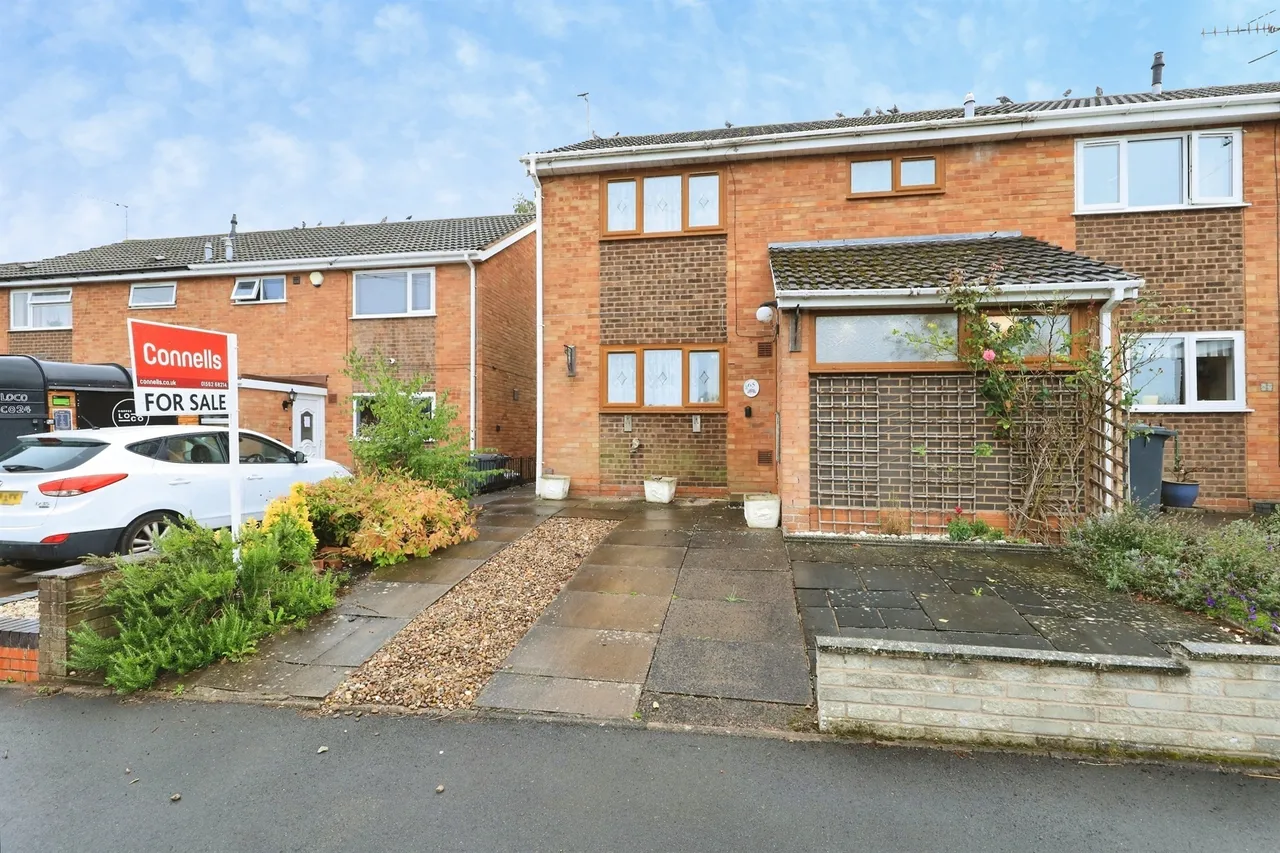 3 bed house for sale, Wordsworth Crescent, Kidderminster, DY10
