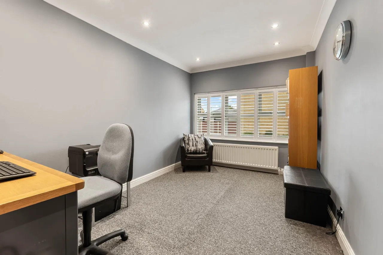 Westminster Road, HX3, photo 12