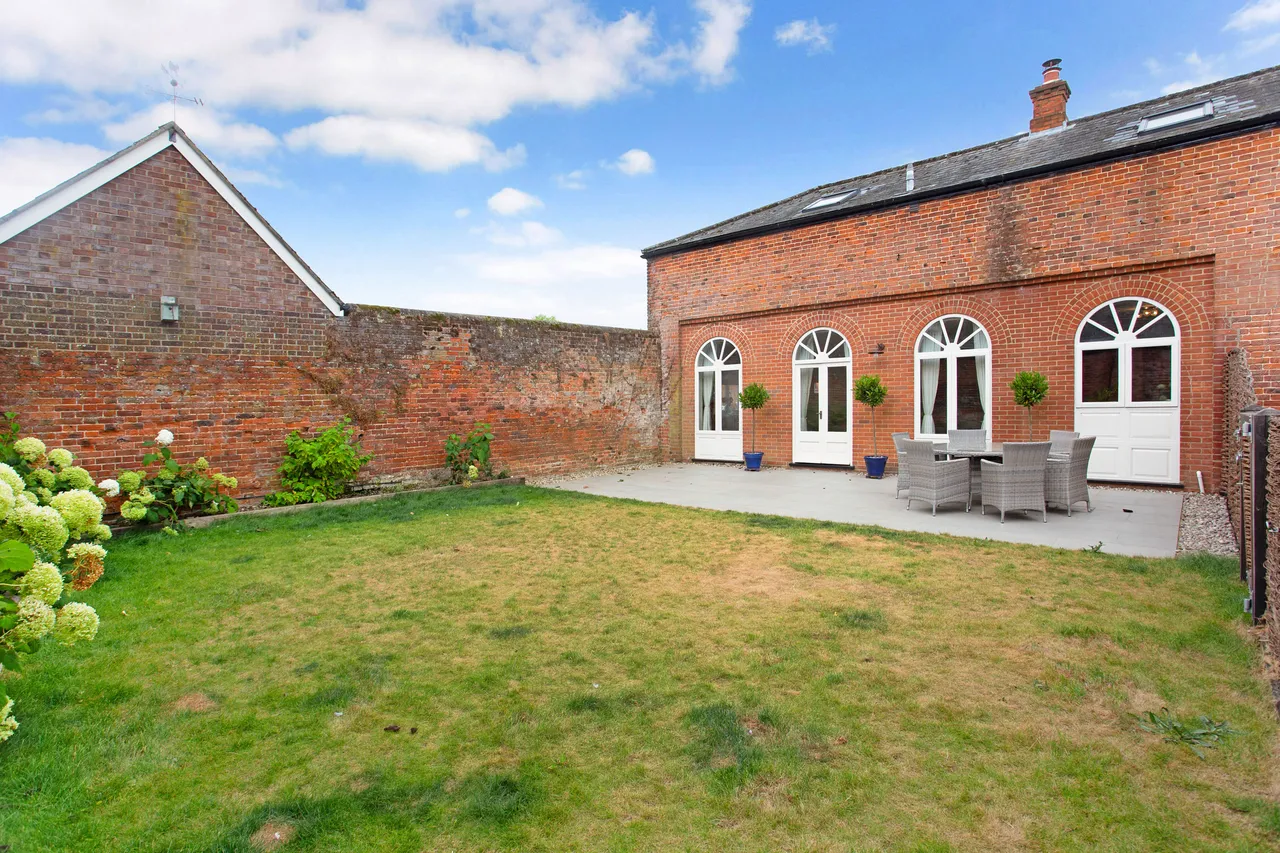 Vicarage Lane, Tunstead, NR12, photo 23