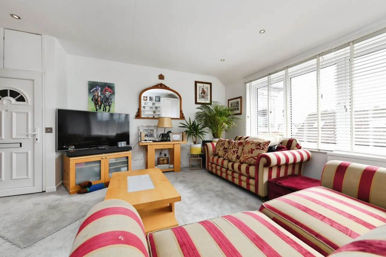 Blenheim Drive, Colchester, Essex, CO2, photo 7