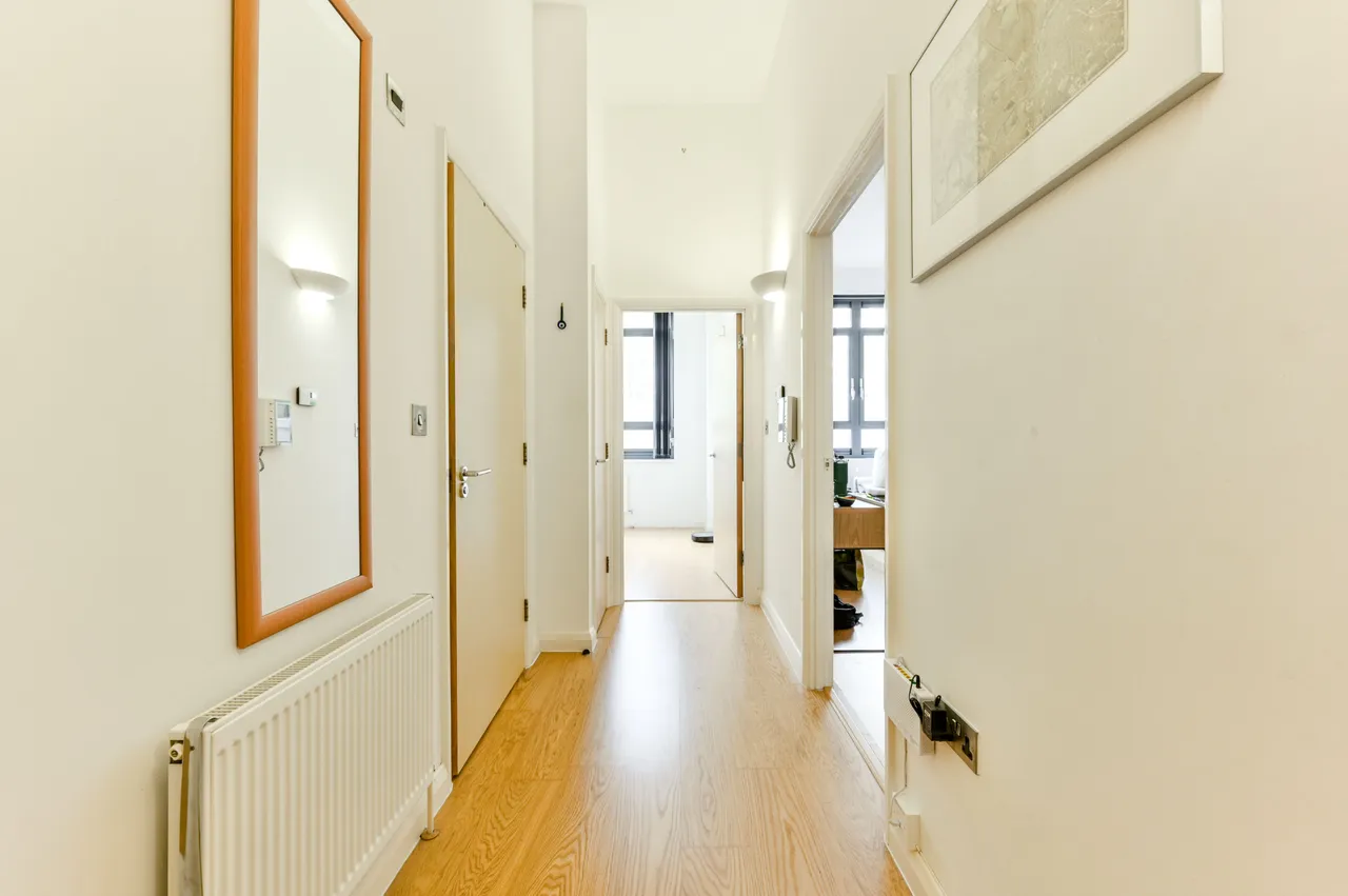 London, W3, photo 8