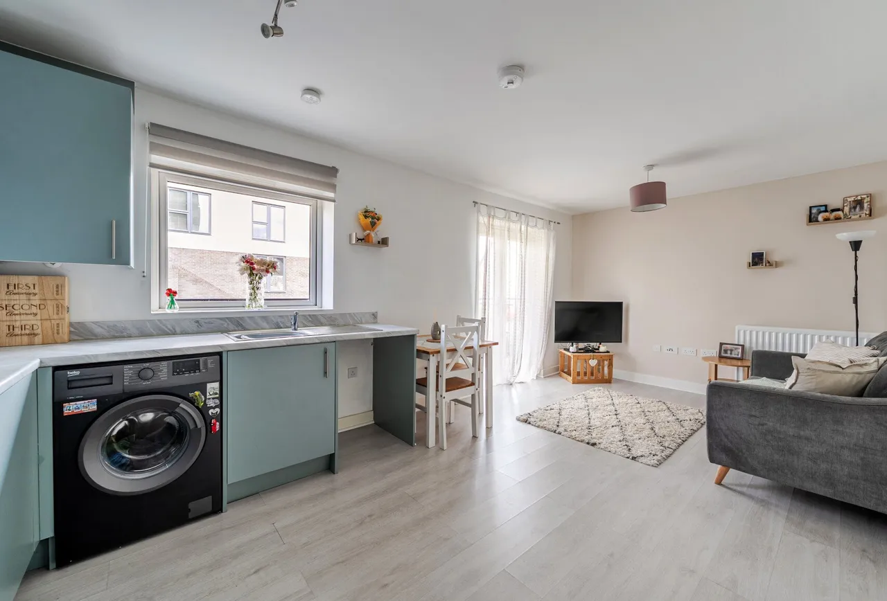 Oxleigh Way, Gloucestershire, Stoke Gifford, BS34 8AL, photo 8