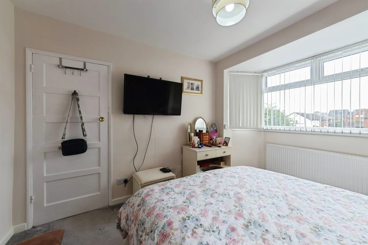 The Vineries, Birmingham, B27, photo 14