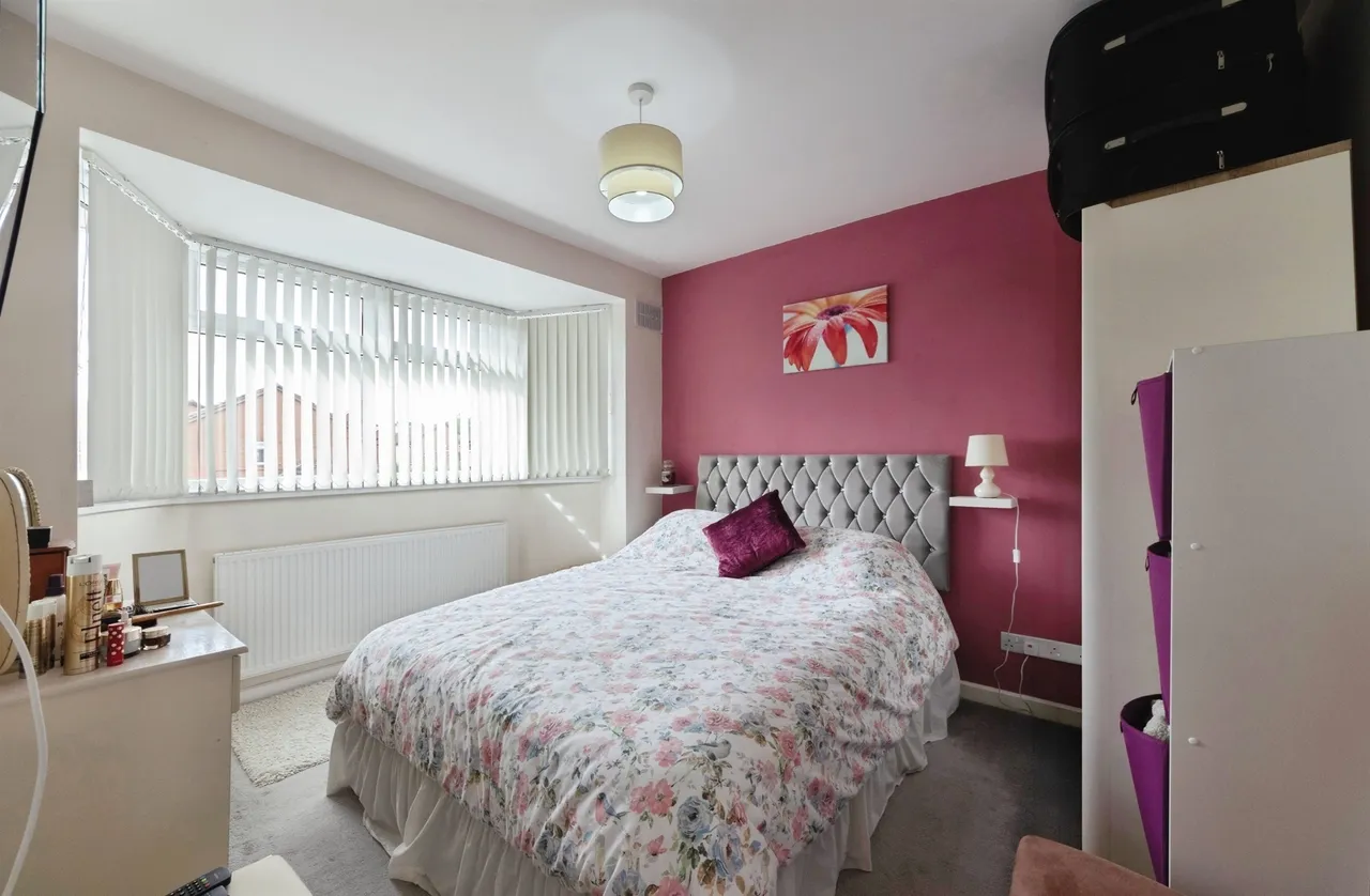 The Vineries, Birmingham, B27, photo 11