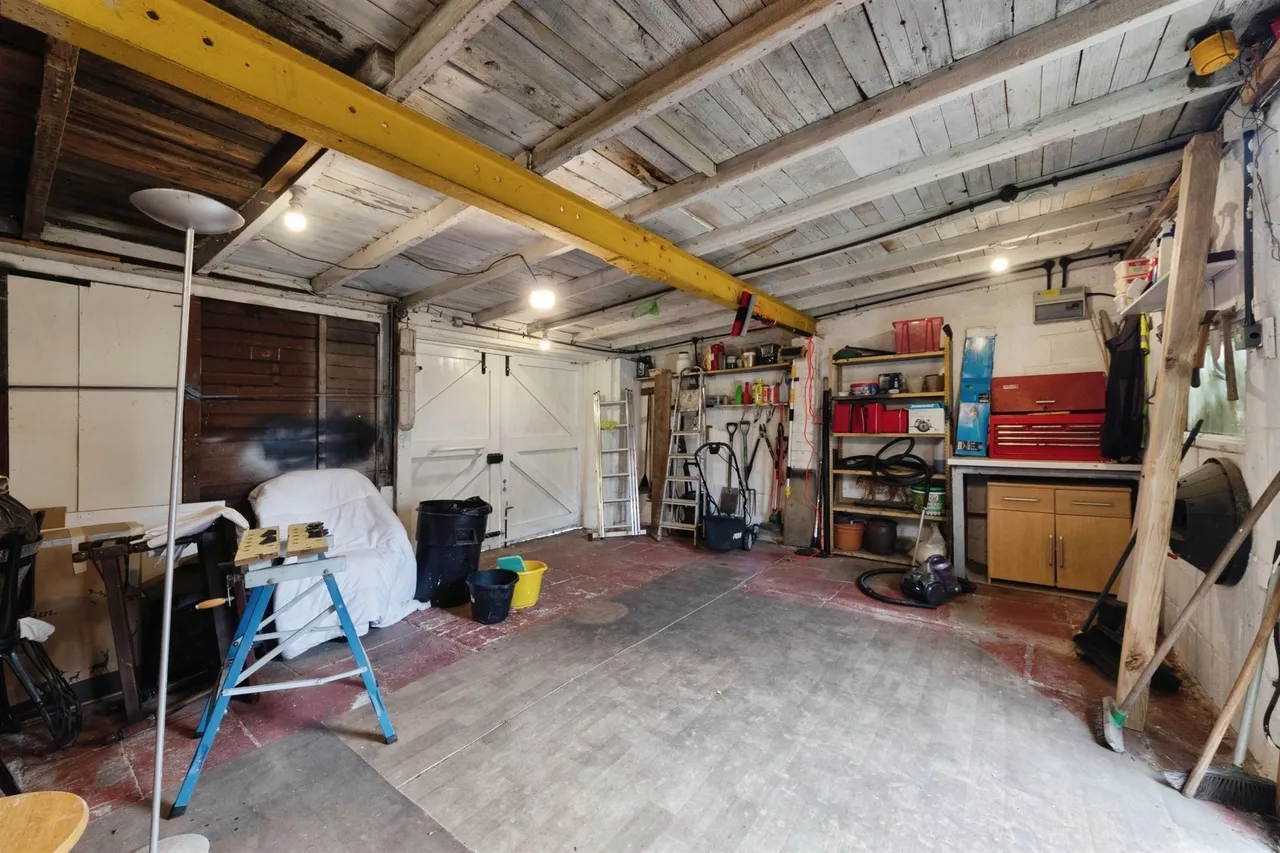 The Vineries, Birmingham, B27, photo 17