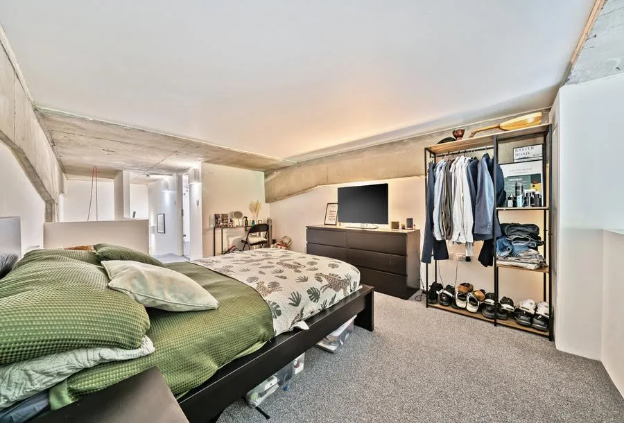 Lake Shore Drive, BS13, photo 13