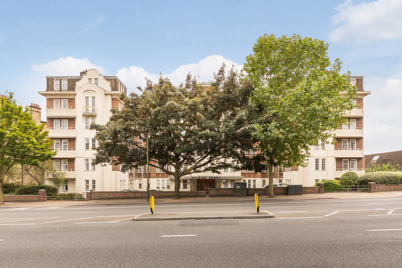 Finchley Road, Hampstead, NW3, photo 13