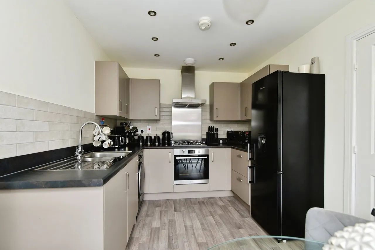 Fell Avenue, NEWCASTLE, Staffordshire, ST5, photo 4