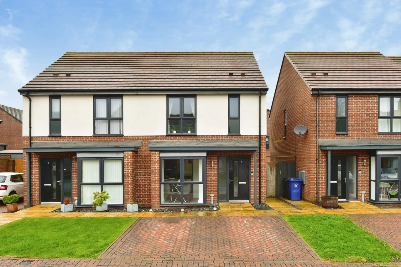 3 bed house for sale — Fell Avenue, NEWCASTLE, Staffordshire, ST5