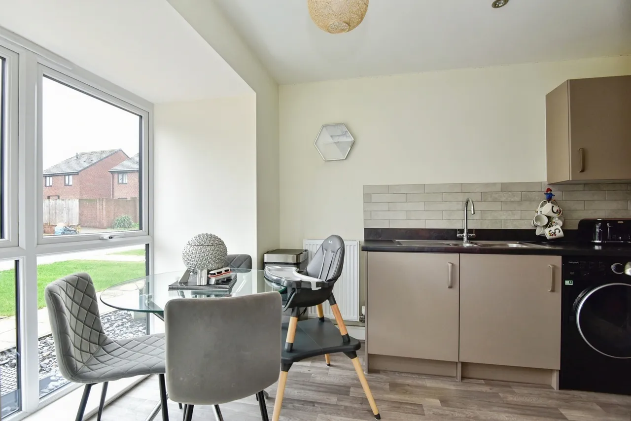 Fell Avenue, NEWCASTLE, Staffordshire, ST5, photo 8