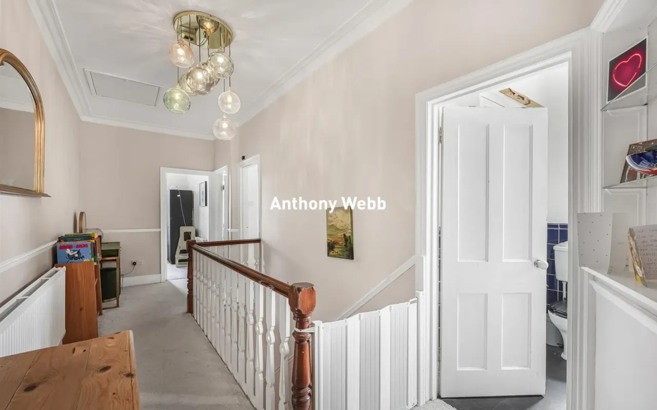 Lakeside Road, Palmers Green, N13, photo 5