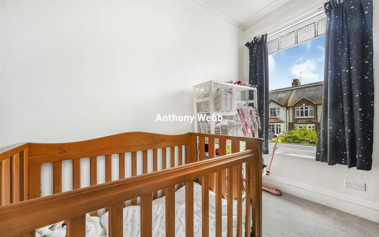 Lakeside Road, Palmers Green, N13, photo 15