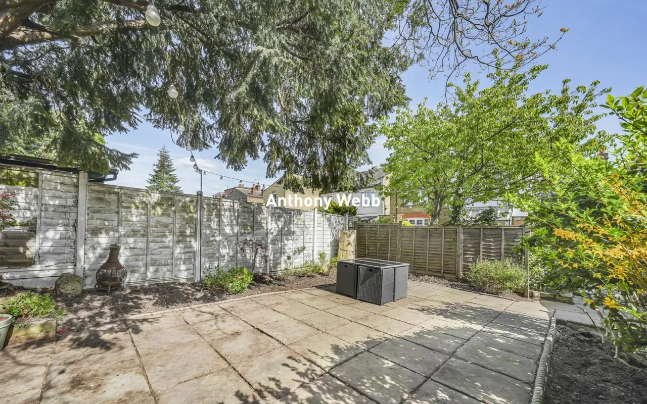 Lakeside Road, Palmers Green, N13, photo 16