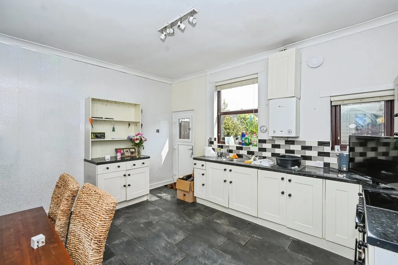 Castle Hill Road, Hindley, Wigan, Greater Manchester, WN2, photo 5