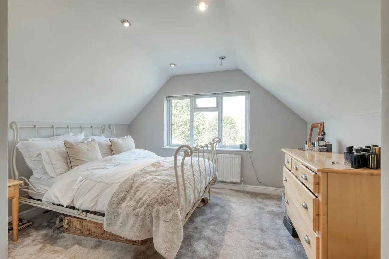 Stourbridge Road, Fairfield, B61, photo 7