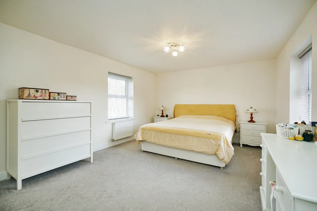 Hargate Lane, Newton Solney, DE15, photo 13