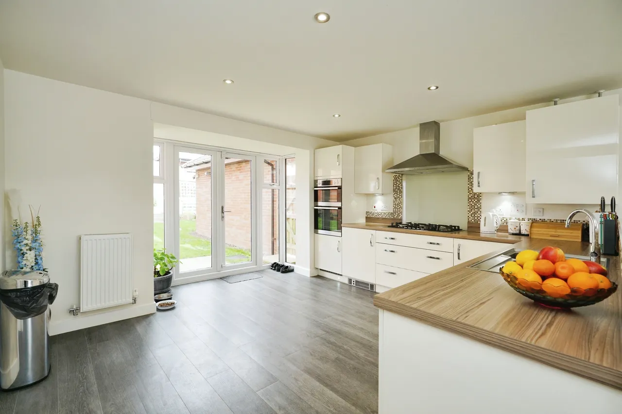 Hargate Lane, Newton Solney, DE15, photo 4
