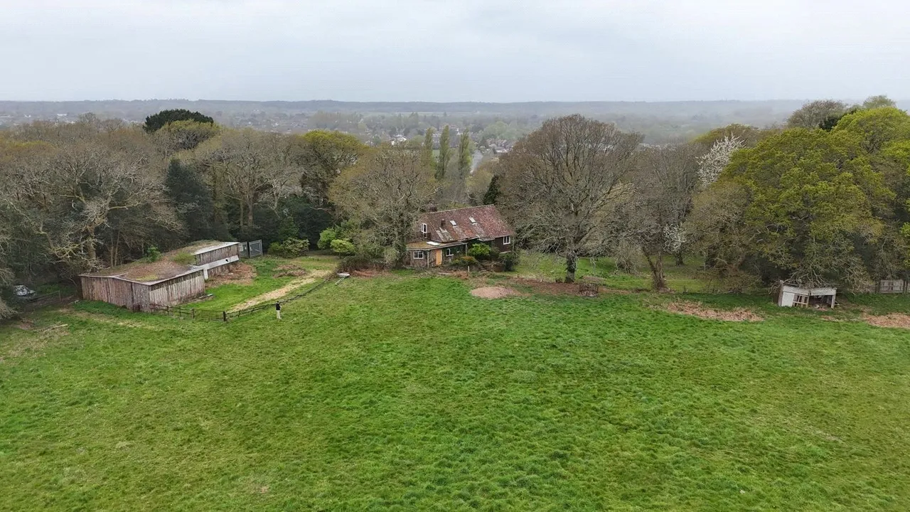 Cowpitts Lane, Ringwood, Hampshire, BH24 3JX, photo 5