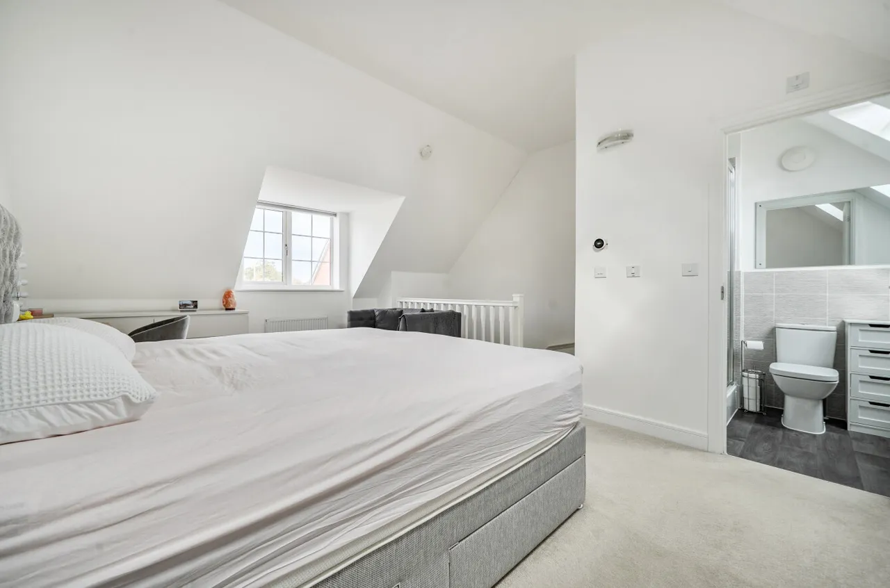 Shipridge Drive, Spencers Wood, Reading, Berkshire, RG7 1UG, photo 13