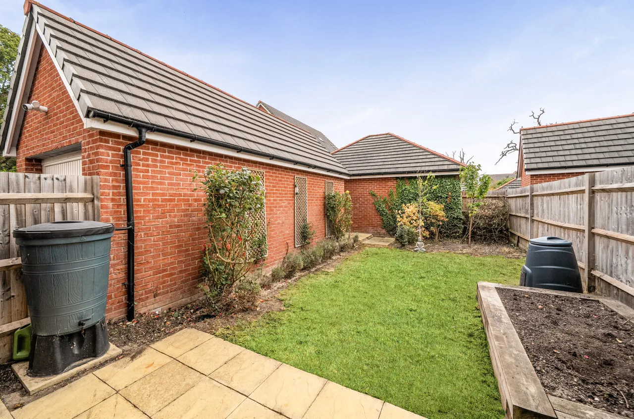 Shipridge Drive, Spencers Wood, Reading, Berkshire, RG7 1UG, photo 15
