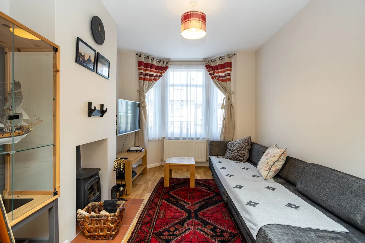 Beaconsfield Road, Chatham, Kent, ME4 5SW, photo 4