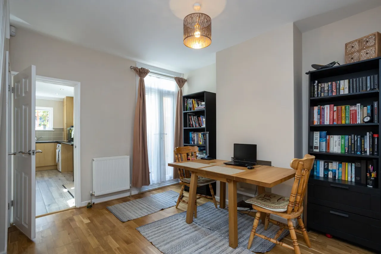 Beaconsfield Road, Chatham, Kent, ME4 5SW, photo 6