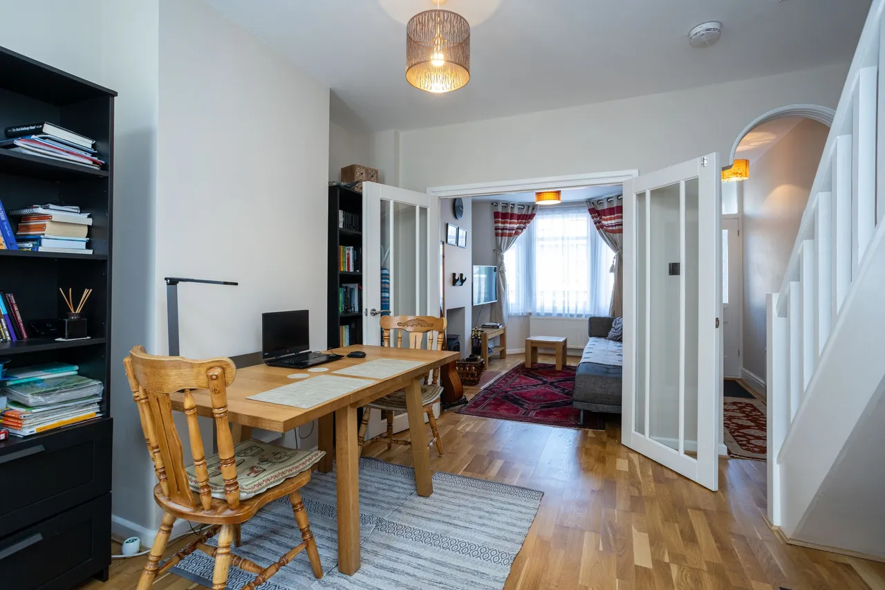 Beaconsfield Road, Chatham, Kent, ME4 5SW, photo 2