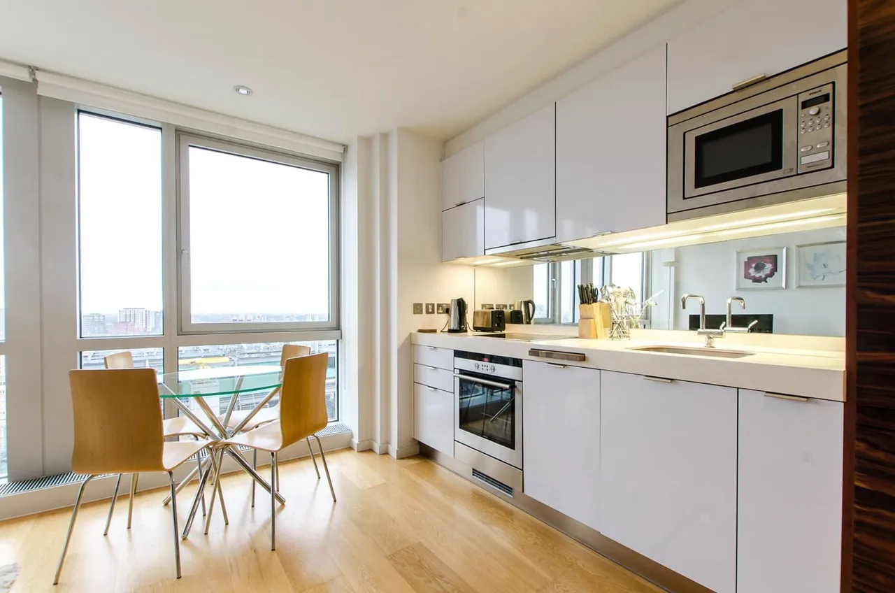 Fairmont Avenue, London, E14, photo 4