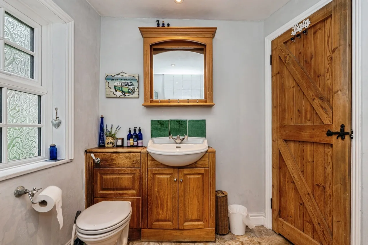 Abbey Street, Farnham, GU9, photo 25
