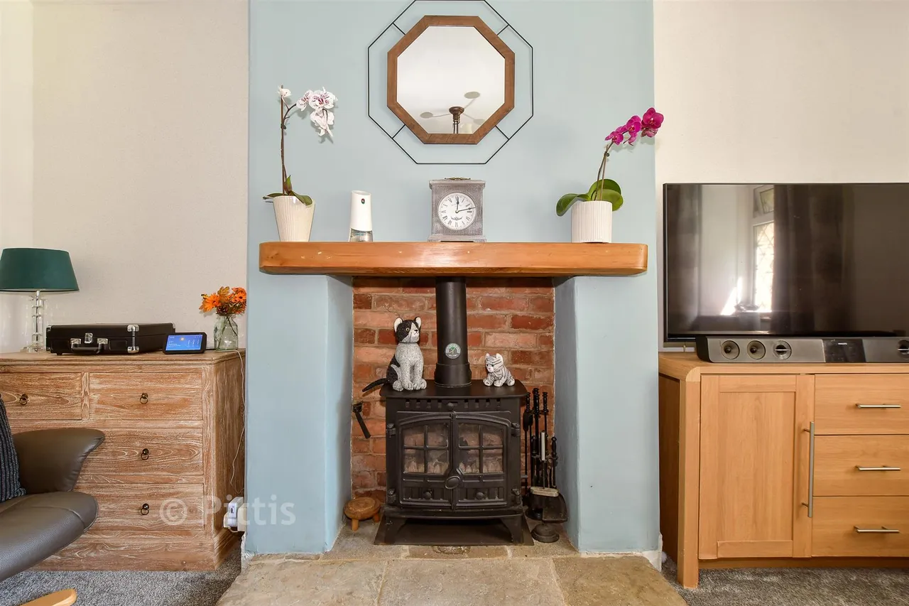 Branstone, Sandown, PO36, photo 7