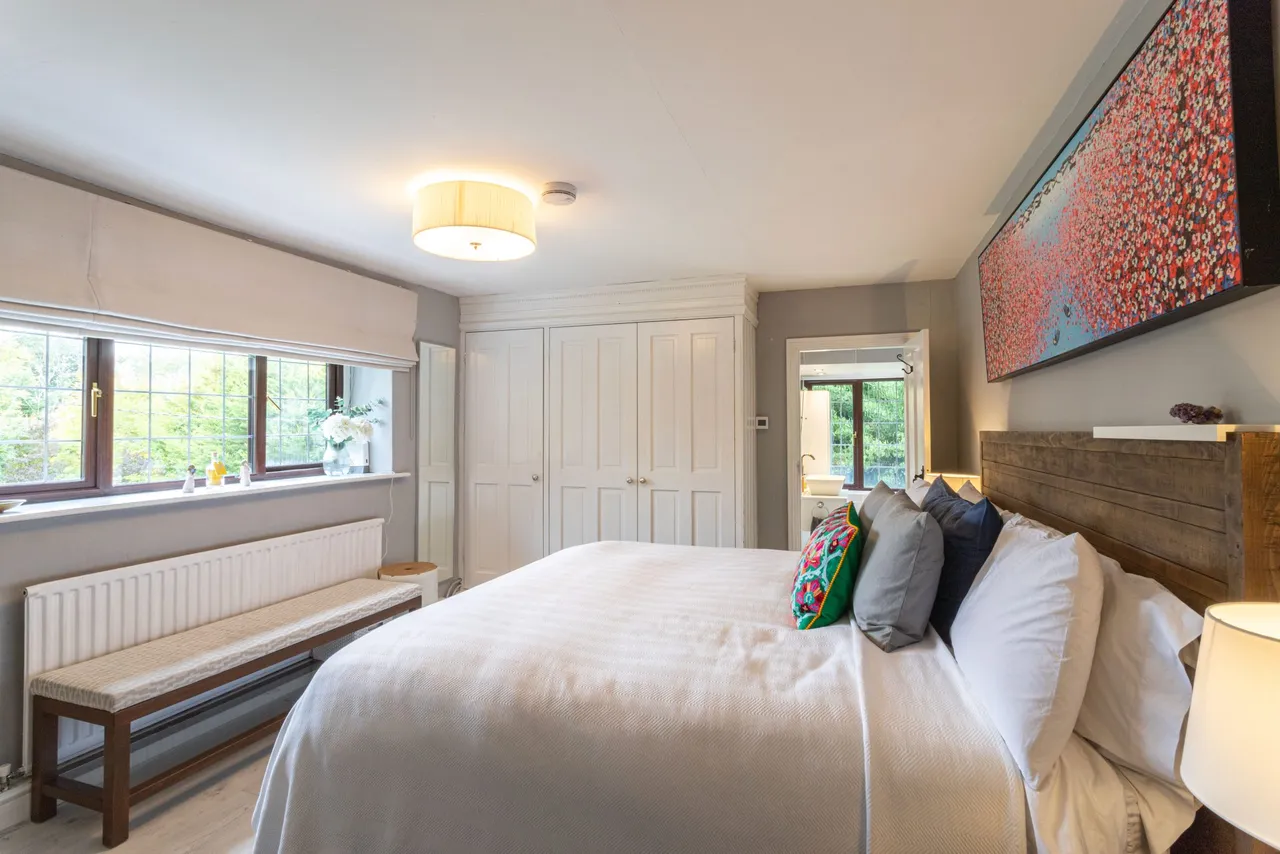 The Warren Chalky Lane, Dogmersfield, Hook, RG27 8TG, photo 11