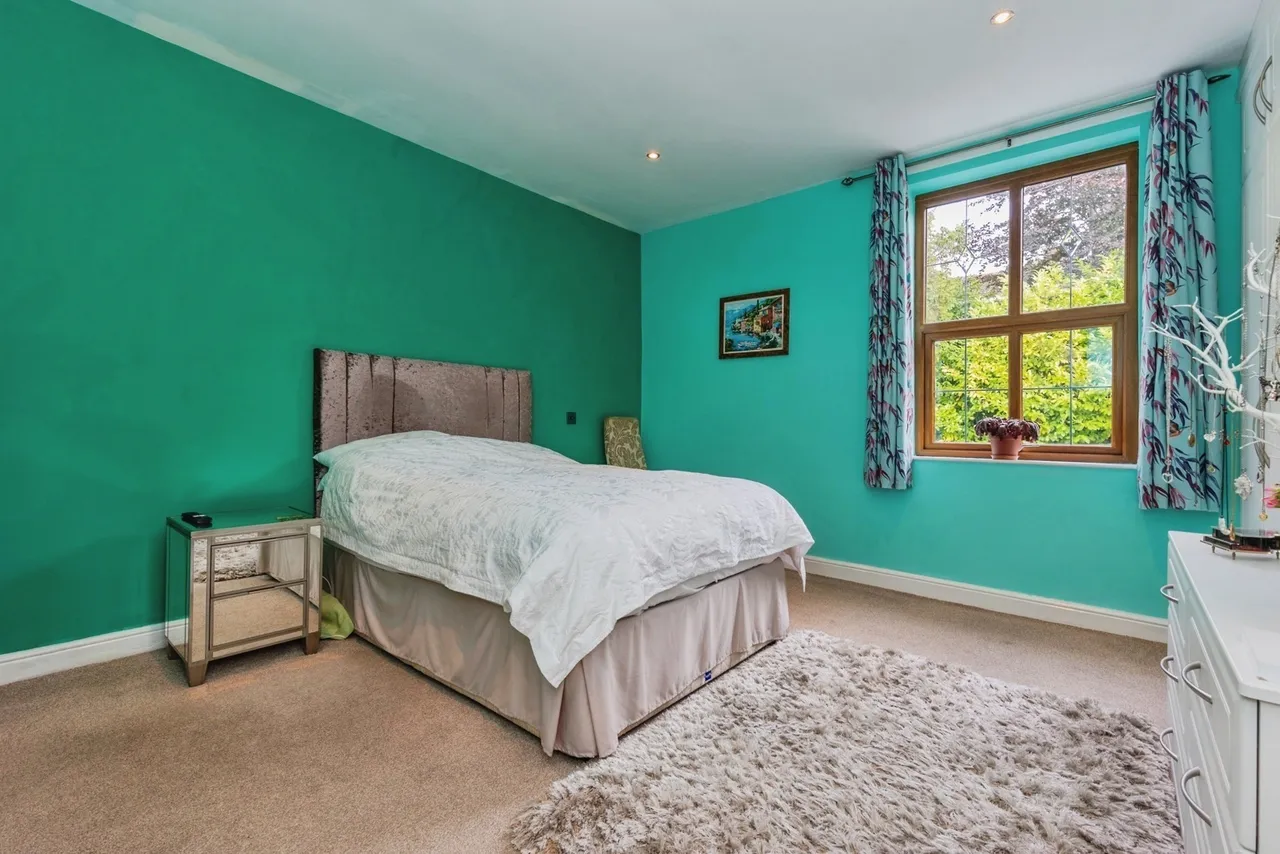 Lord Street, STALYBRIDGE, Cheshire, SK15, photo 12