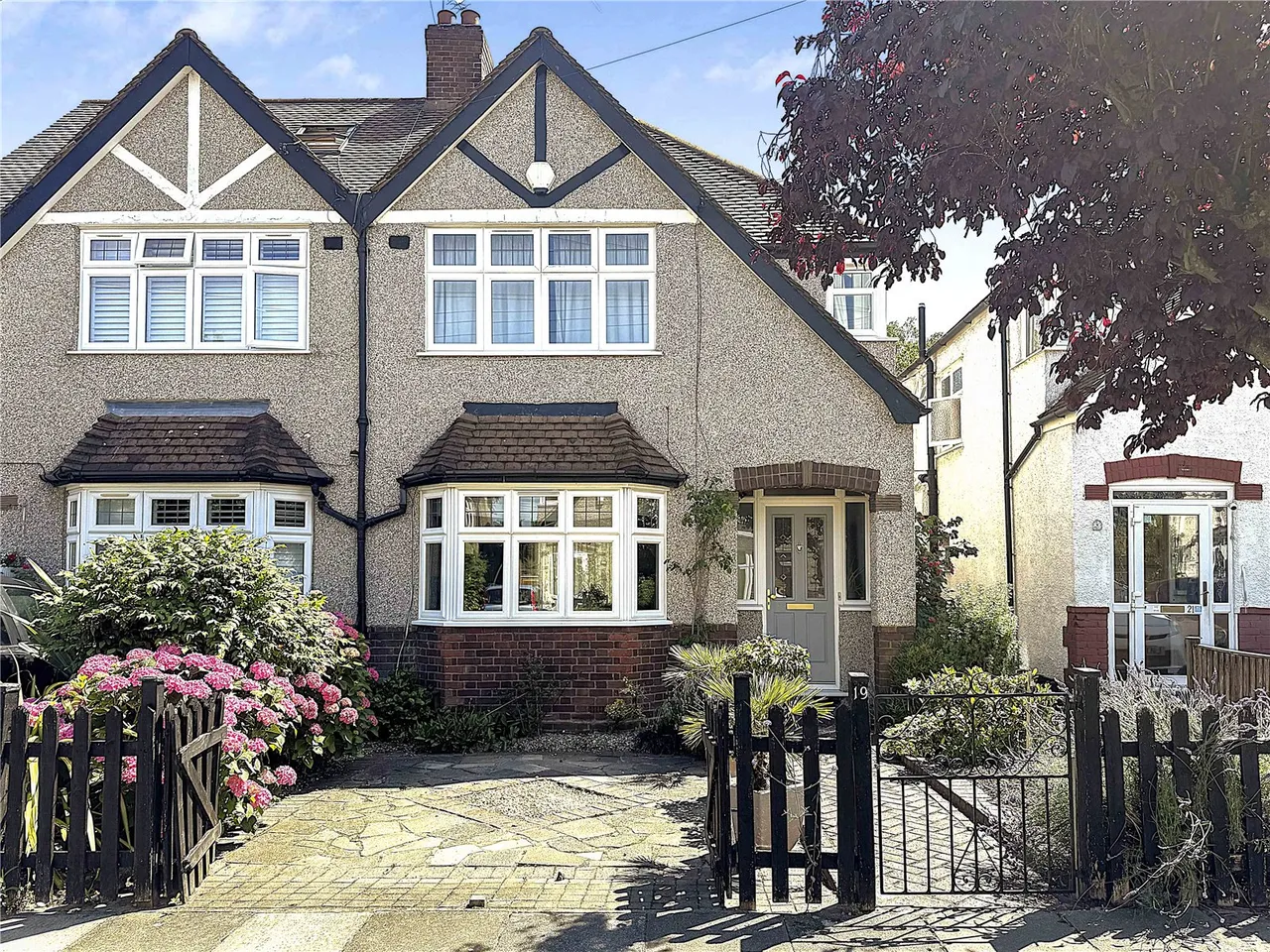 Rydal Gardens, Whitton, TW3, photo 20