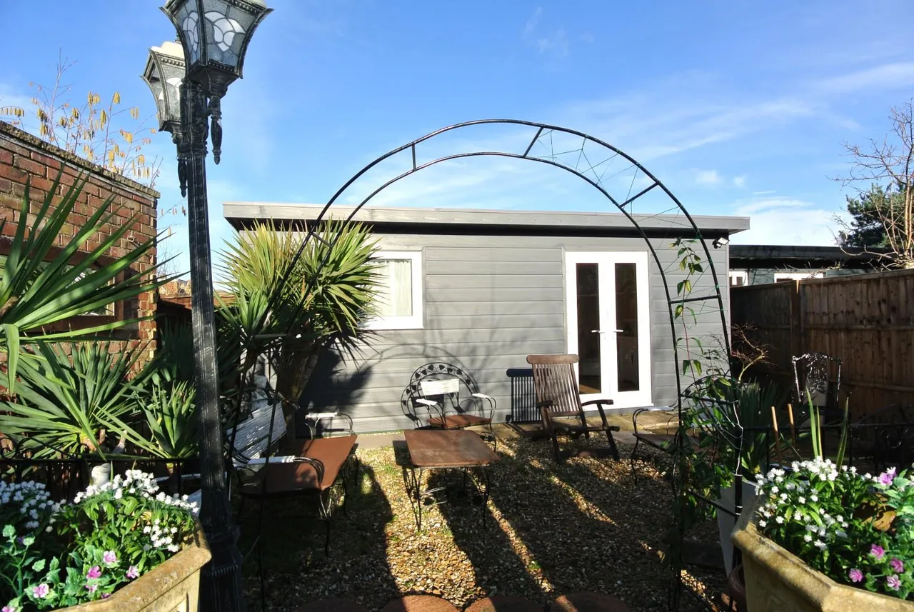 Gilmore Crescent, Ashford, Surrey, TW15 2DB, photo 22