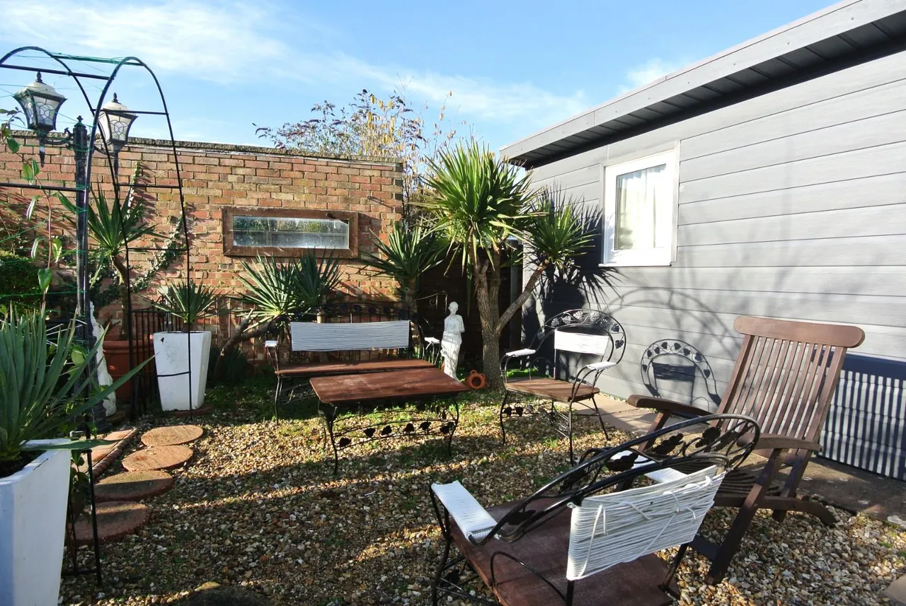 Gilmore Crescent, Ashford, Surrey, TW15 2DB, photo 23