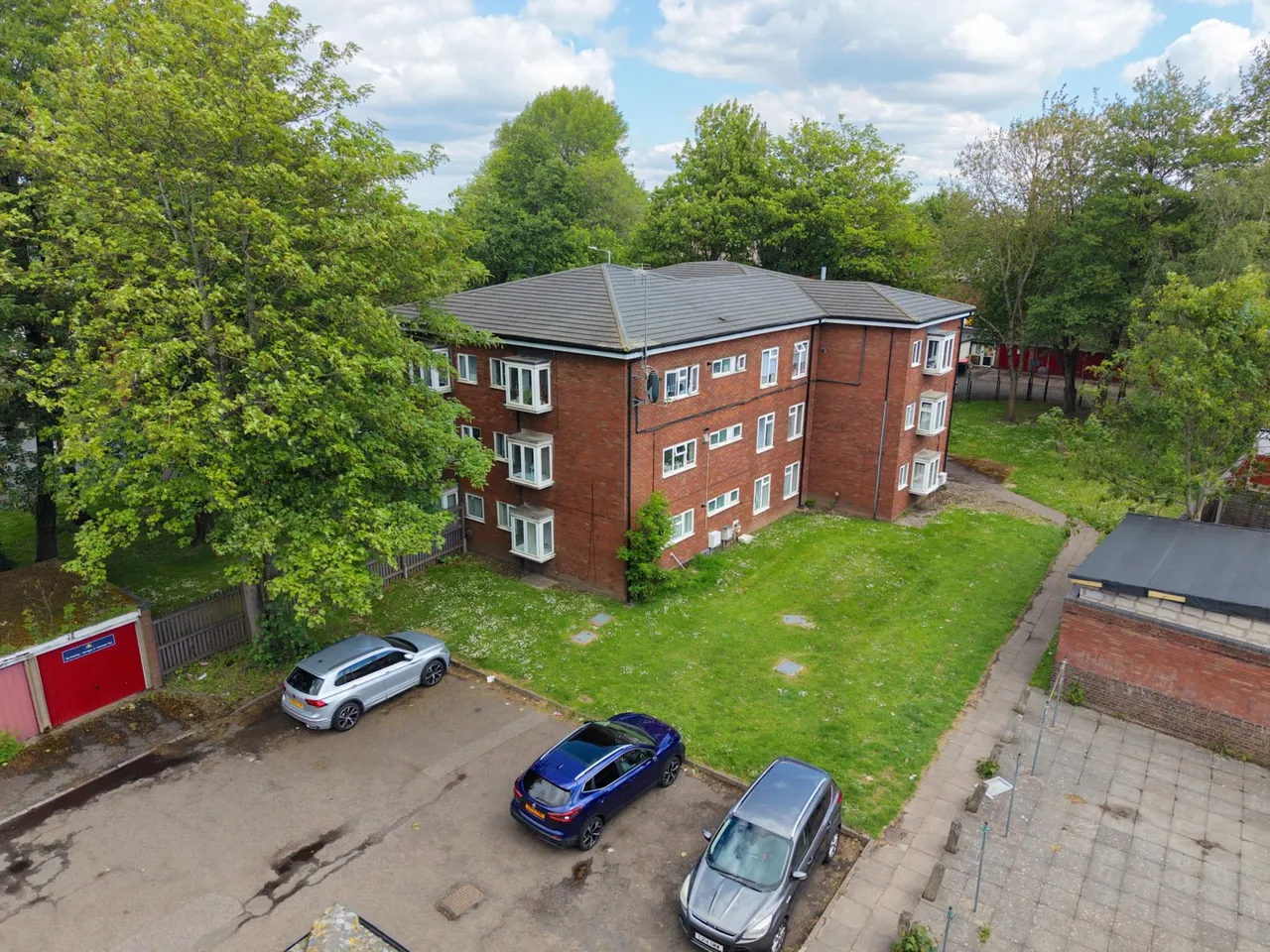 Oxford Street, Bilston, Wolverhampton, WV14, photo 9