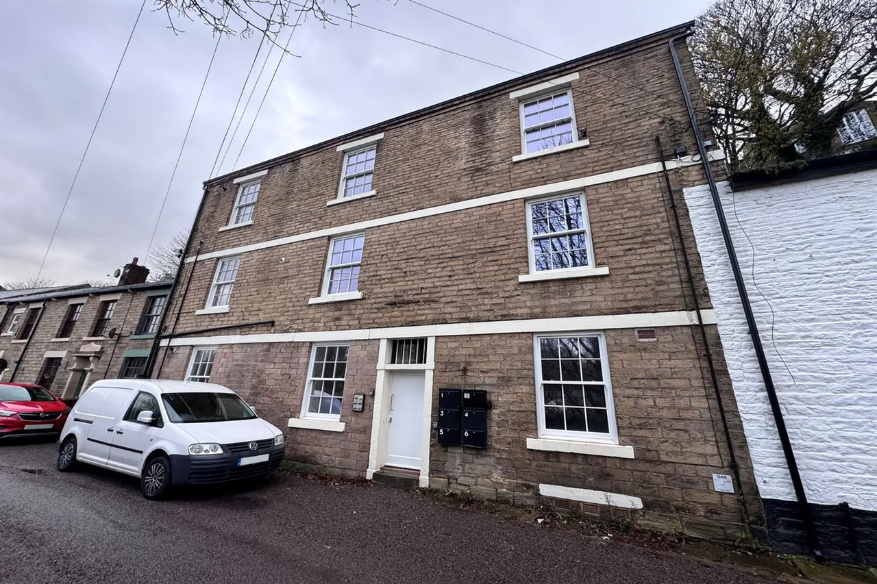 1 bed flat for sale, Dyehouse Lane, High Peak