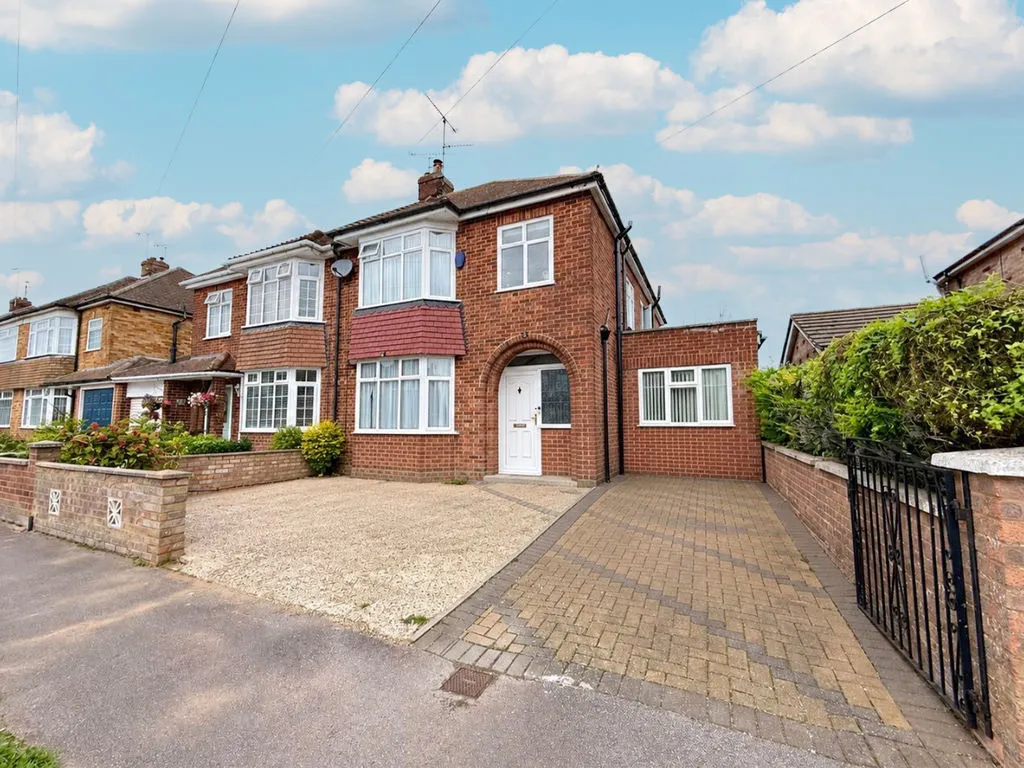 5 bed house for sale, Leafields, Houghton Regis, LU5
