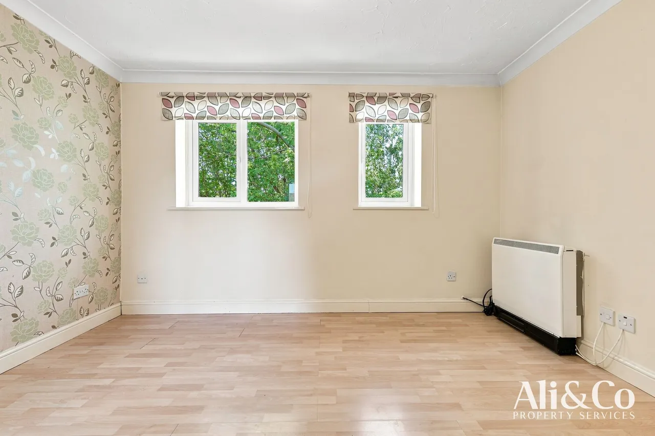 Caravel Close, Grays, Essex, RM16 6QB, photo 9