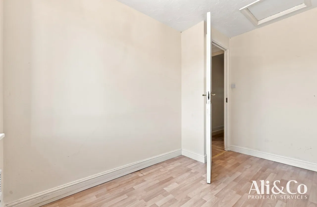 Caravel Close, Grays, Essex, RM16 6QB, photo 13