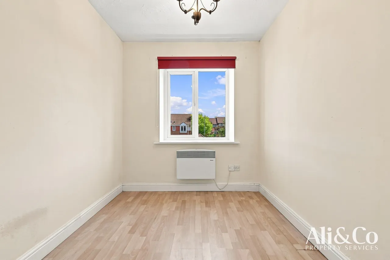 Caravel Close, Grays, Essex, RM16 6QB, photo 11