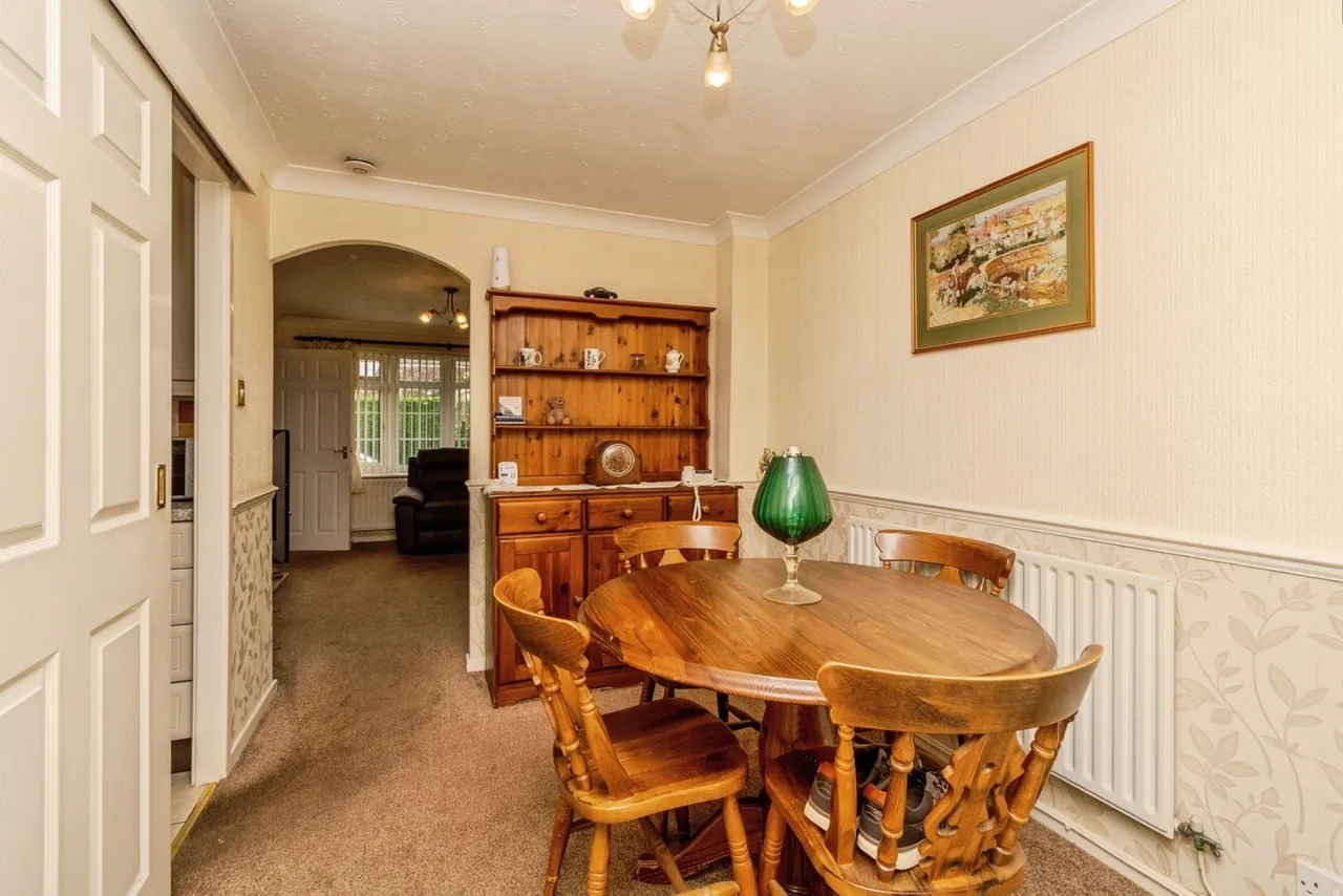 Glamis Road, Willenhall, WV12, photo 6