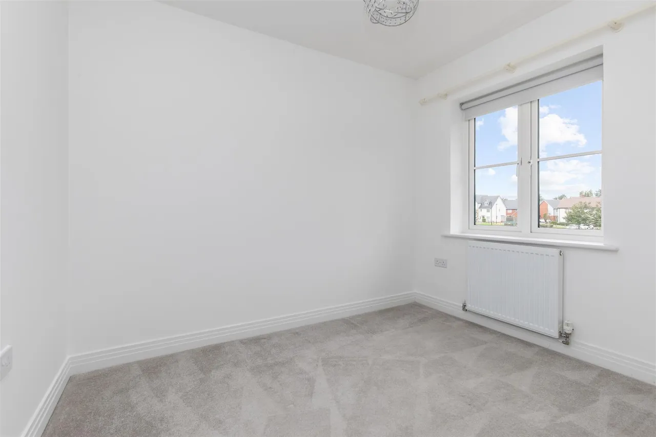 Acacia Crescent, Angmering, photo 10