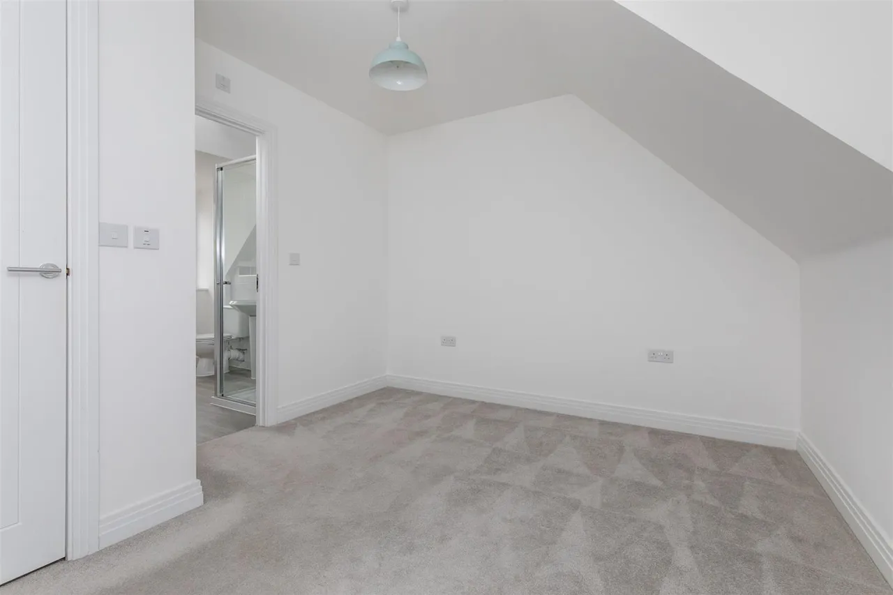 Acacia Crescent, Angmering, photo 13