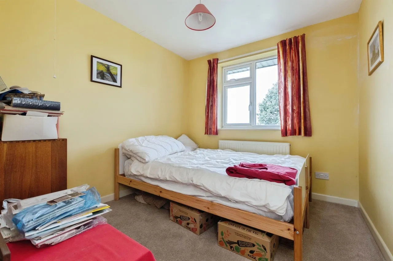 The Ridge, Woodfalls, SP5, photo 18