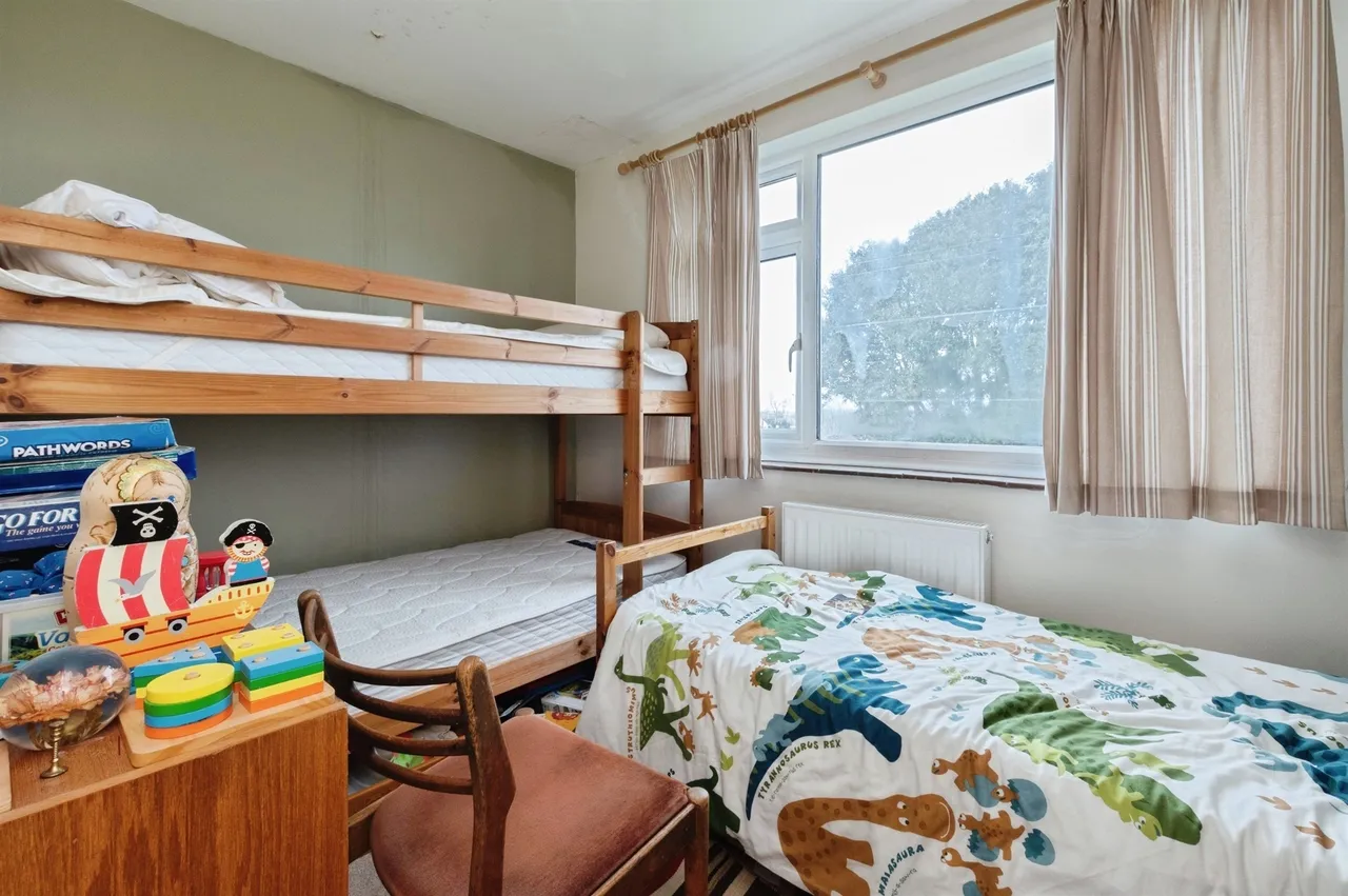 The Ridge, Woodfalls, SP5, photo 19