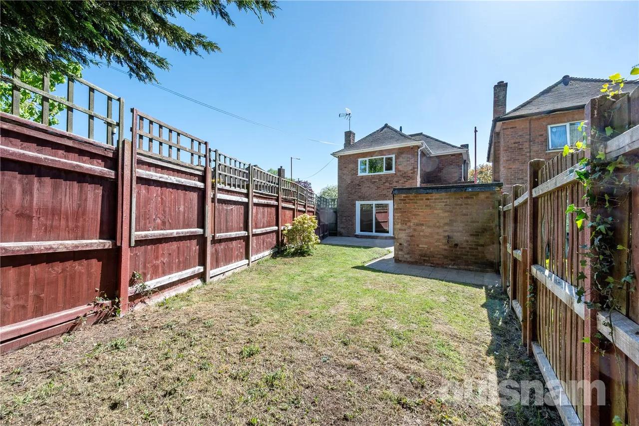 Bristol Road South, Northfield, Birmingham, West Midlands, B31 2SW, photo 19
