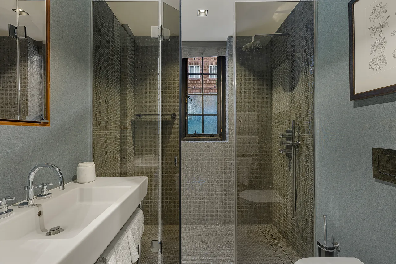 Swan Court, Chelsea Manor Street, Chelsea, London, photo 9